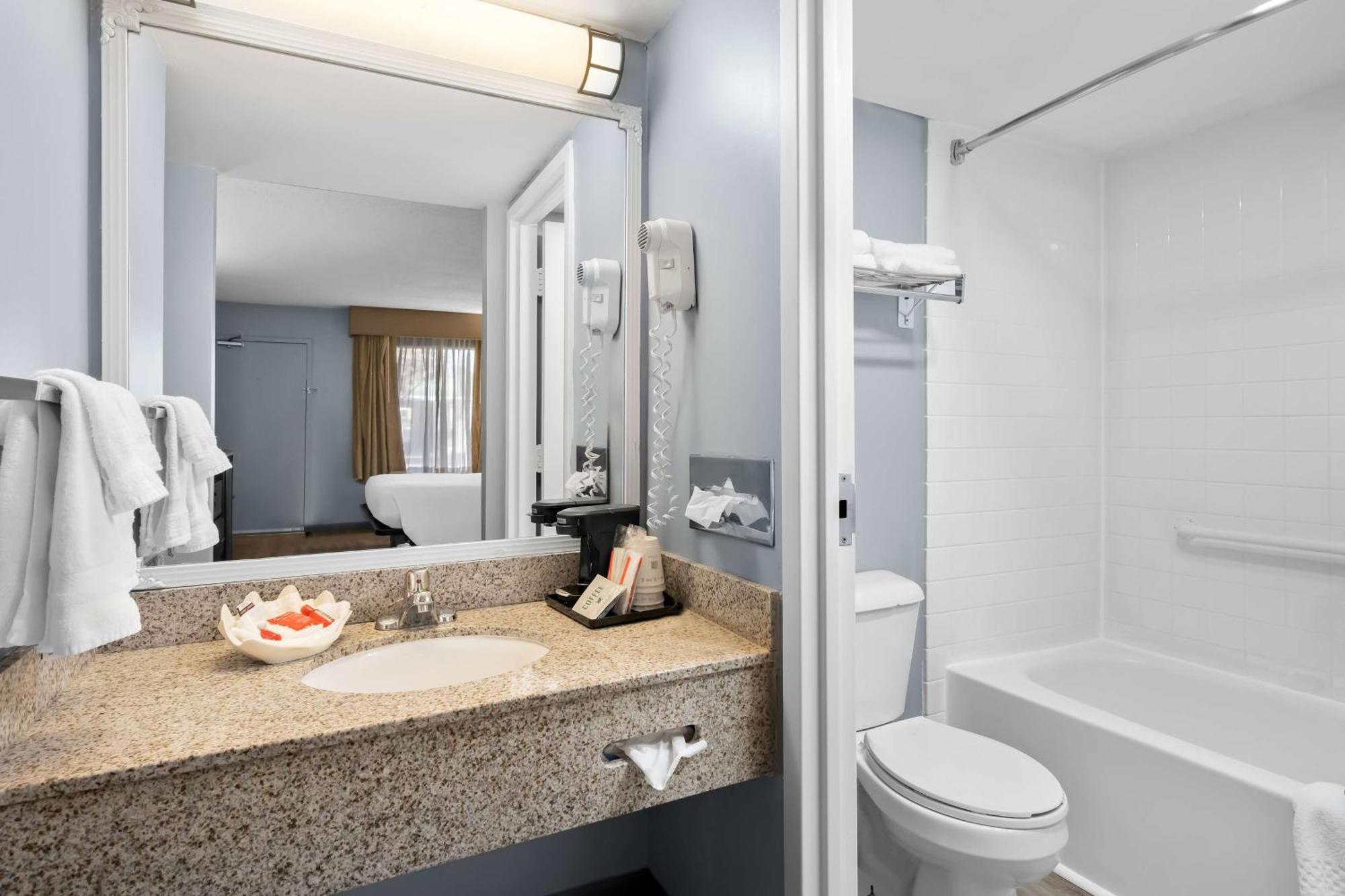 SureStay Plus Hotel by Best Western Brandywine Valley Wilmington Exterior foto
